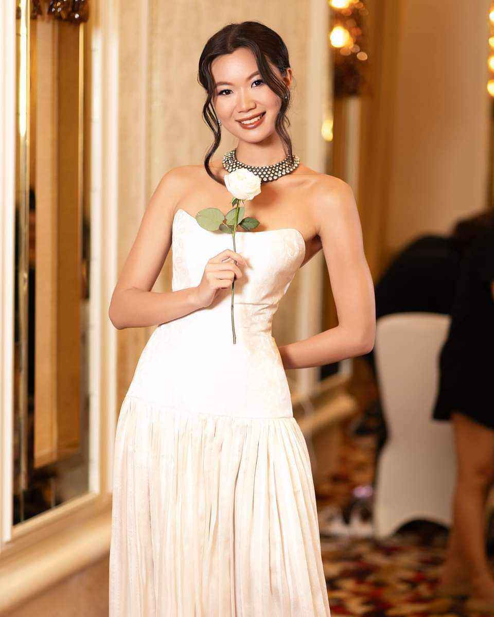 Liên tục &#34;khịa&#34; tân hoa hậu, ai mới là người Nam Em thích ở Miss Universe Vietnam? - 3