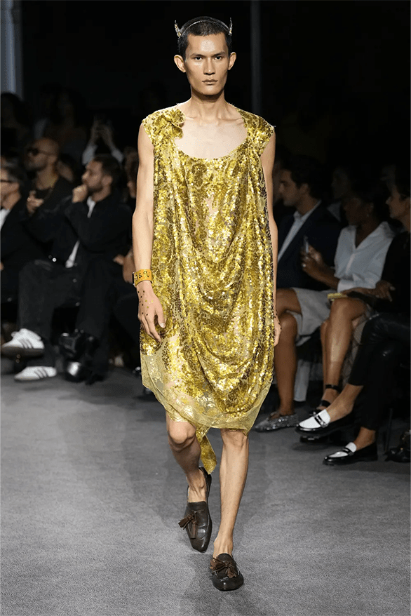 Sự cách tân thiết kế mang tính cách mạng của biểu tượng thời trang Anh - 4