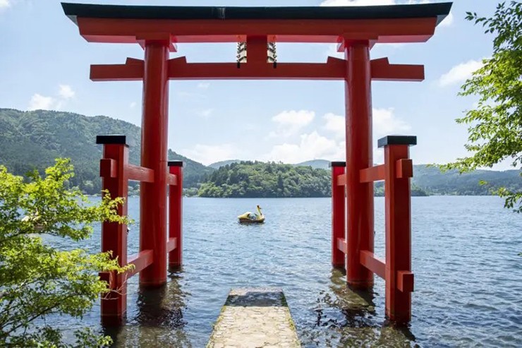 Vì sao du lịch Quảng Ninh vẫn khó "níu chân" du khách? 7 10 chiếc cổng Torii bí ẩn, tọa lạc ở những nơi ít người biết đến - 7