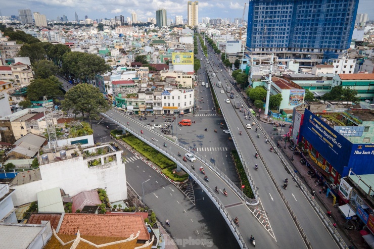 Những cây cầu hình chữ cái &#39;độc nhất vô nhị&#39; ở TPHCM - 1