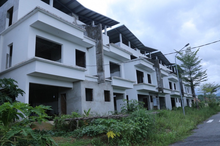 Hoang tàn loạt biệt thự bỏ hoang tại 'thung lũng Silicon' Đà Nẵng - 7