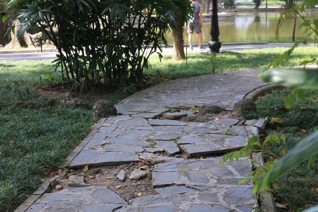 Hiện trạng 3 công viên ở Hà Nội được chi hàng trăm tỷ đồng để cải tạo - 2