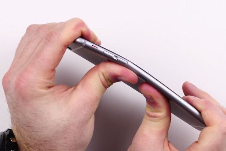 Ngay cả Apple cũng mắc phải những sai lầm ngớ ngẩn trên iPhone - 4