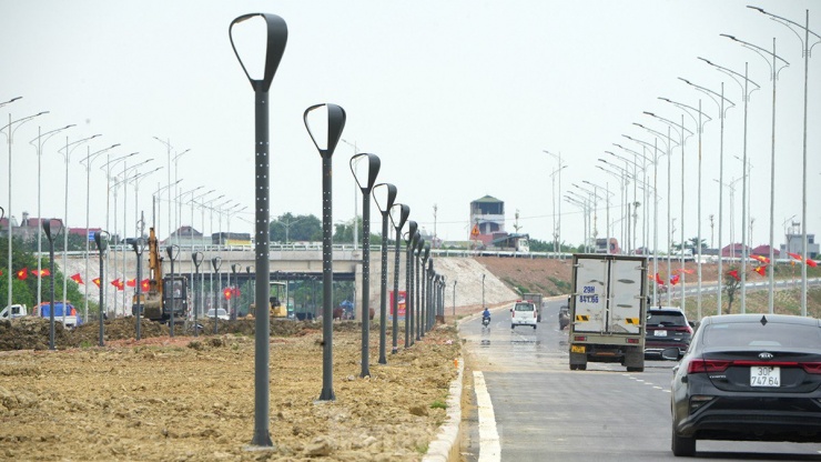 Chất lượng không khí Hà Nội ở mức kém 12 Bay trên con đường "trăm tỷ" vừa thông xe, nối Khu đô thị vệ tinh Sóc Sơn với trung tâm Thủ đô - 12