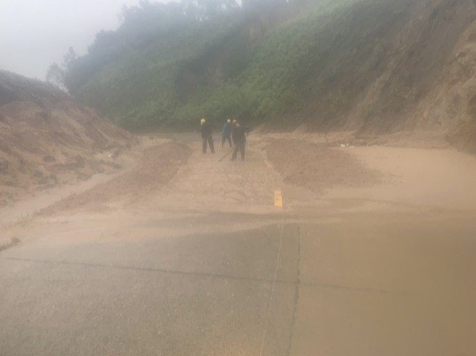 Cận cảnh ngập lụt ở hạ du Thủy điện Hương Điền - 3