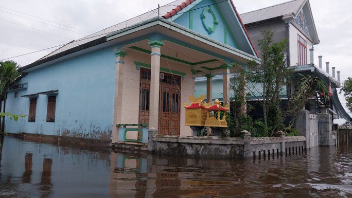 Cận cảnh ngập lụt ở hạ du Thủy điện Hương Điền - 11