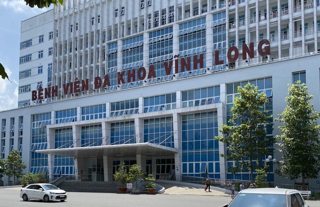 Cựu Giám đốc Bệnh viện Đa khoa Vĩnh Long nhận "lại quả" 1,4 tỷ đồng từ Cty Việt Á - 1
