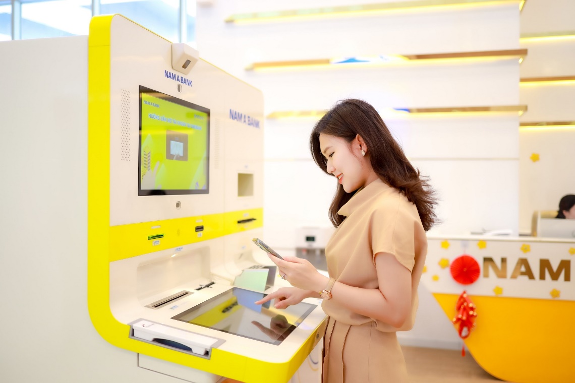 Lợi nhuận 9 tháng đầu năm của Nam A Bank tăng trưởng ổn định nhờ thu nhập từ hoạt động dịch vụ - 4