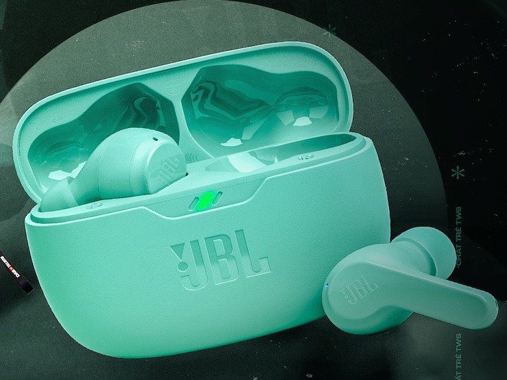 JBL tung bộ 3 tai nghe không dây mới, chống nước và pin "trâu" - 1