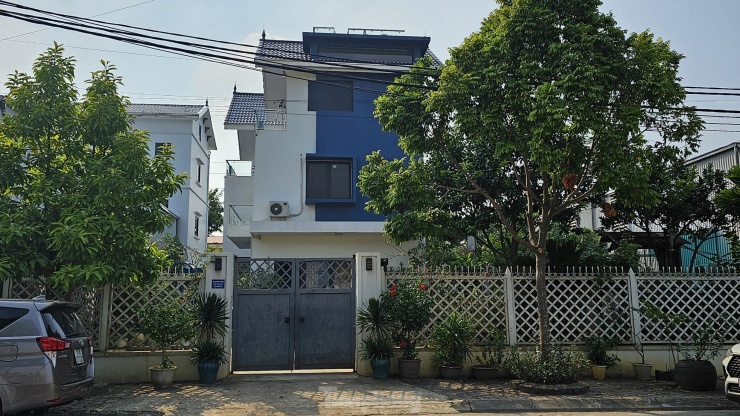 Cận cảnh loạt biệt thự ''mọc'' trong cụm công nghiệp làng nghề ở Hà Nội - 16