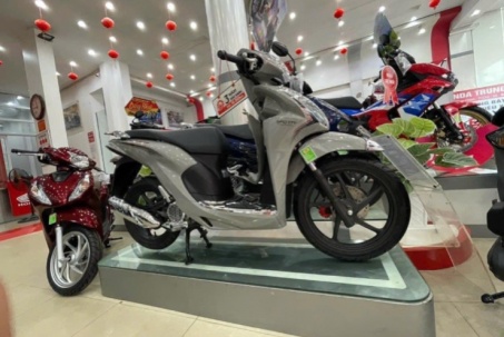 Giá Honda Vision đầu tháng 11/2023, chênh cao nhất gần 3 triệu đồng