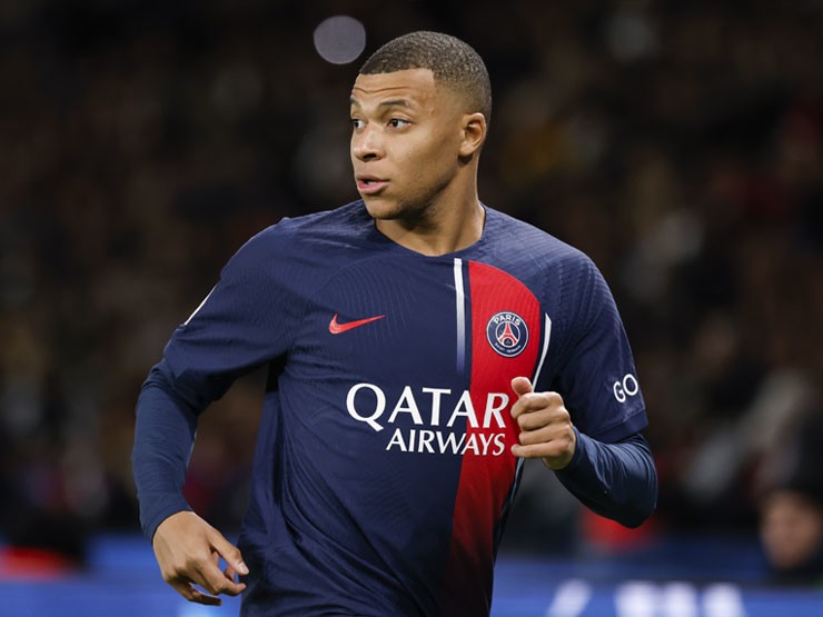 Rộ tin Real Madrid bất ngờ từ bỏ chiêu mộ Mbappe vì 3 lý do này - 1