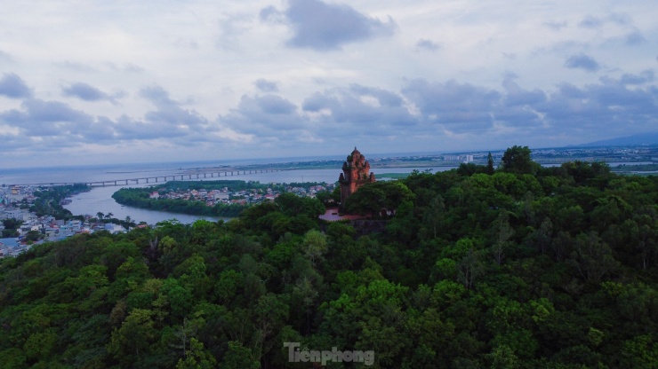 Tháp Nhạn - Phú Yên, chứng tích cổ ngàn tuổi kết nối quá khứ và hiện tại - 2