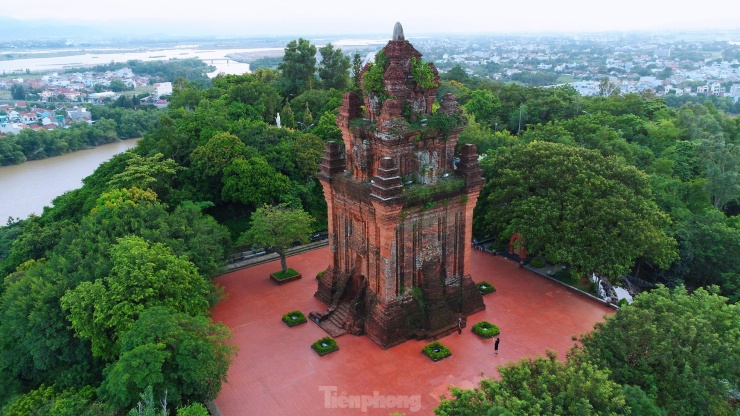 Tháp Nhạn - Phú Yên, chứng tích cổ ngàn tuổi kết nối quá khứ và hiện tại - 1