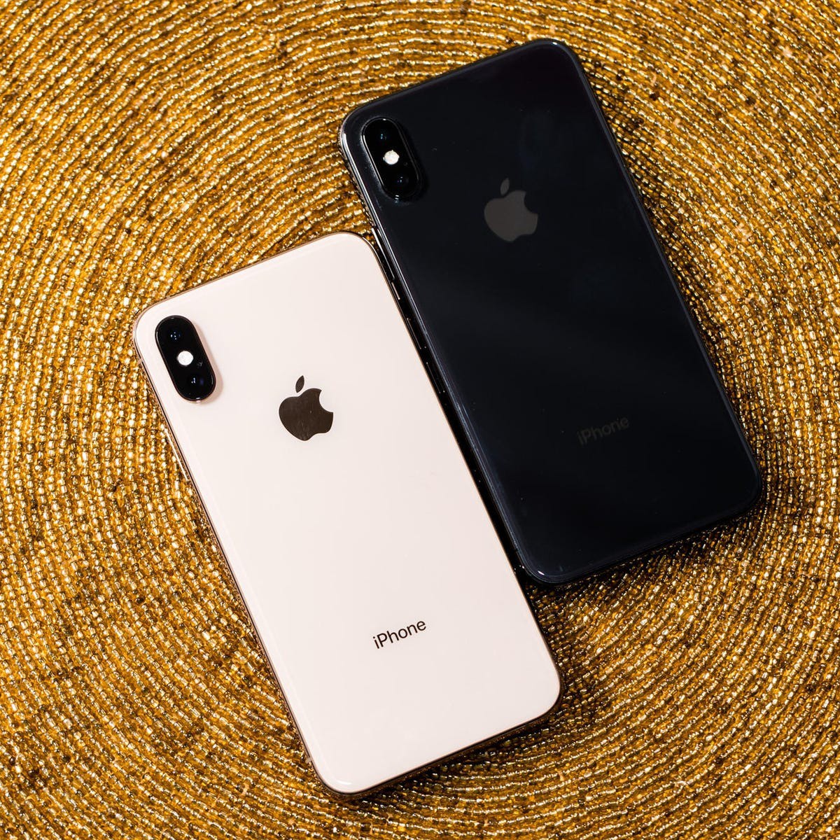 iPhone X vs XS: iPhone dùng tốt nhất ở tầm giá dưới 6 triệu - 3