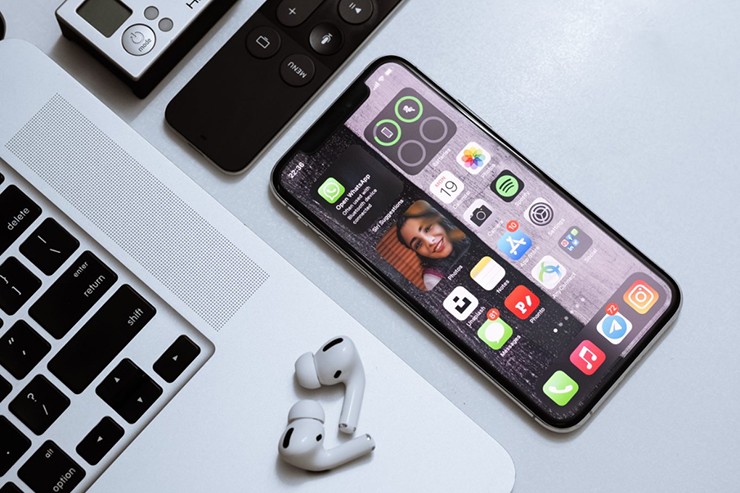 Apple có công thức để iPhone tương lai không đắt hơn - 2