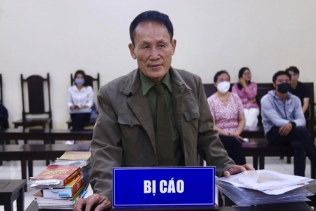 Vụ cháy nhà trọ 2 người chết: Ông Hiệp “khùng” được giảm 6 tháng tù