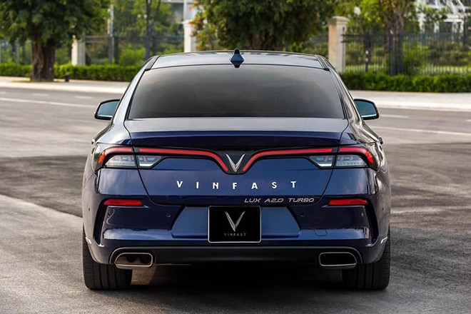 Giá xe VinFast Lux A2.0 lăn bánh tháng 11/2023, giảm 50% LPTB - 7
