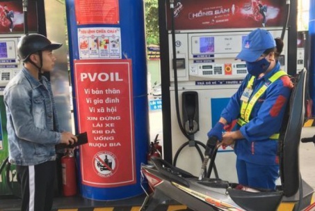 Giá xăng dầu hôm nay 23/11: Dầu thô tiếp tục giảm, giá xăng tại Việt Nam chiều nay được điều chỉnh ra sao?