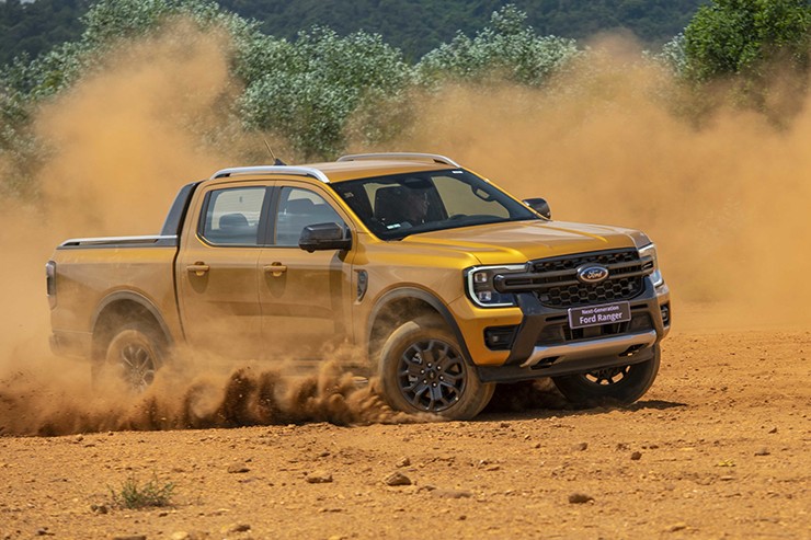Giá xe Ford Ranger lăn bánh tháng 11/2023, giảm 50% phí trước bạ - 13
