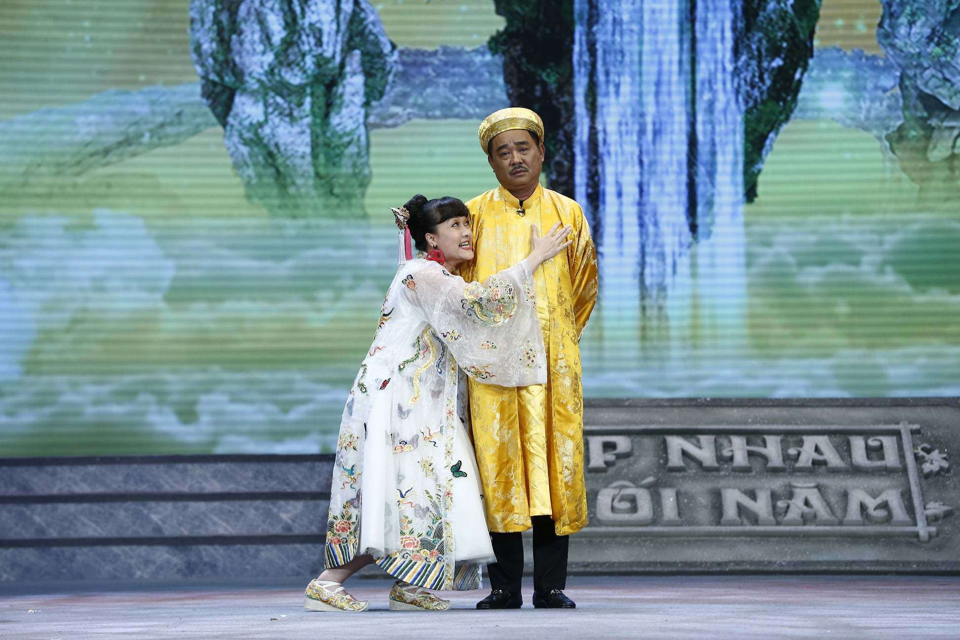 "Ngọc Hoàng" Quốc Khánh được phong NSND: Độc thân vui vẻ và loạt vai diễn ấn tượng - 1