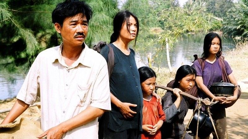 "Ngọc Hoàng" Quốc Khánh được phong NSND: Độc thân vui vẻ và loạt vai diễn ấn tượng - 2