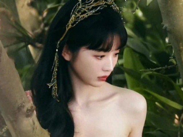 Nữ diễn viên có thân hình gợi cảm khiến 140 triệu khán giả mê mẩn