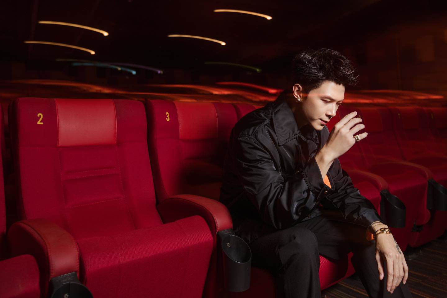 Anh Tú - Diệu Nhi đối đầu Trấn Thành trên đường đua phim Tết - 2