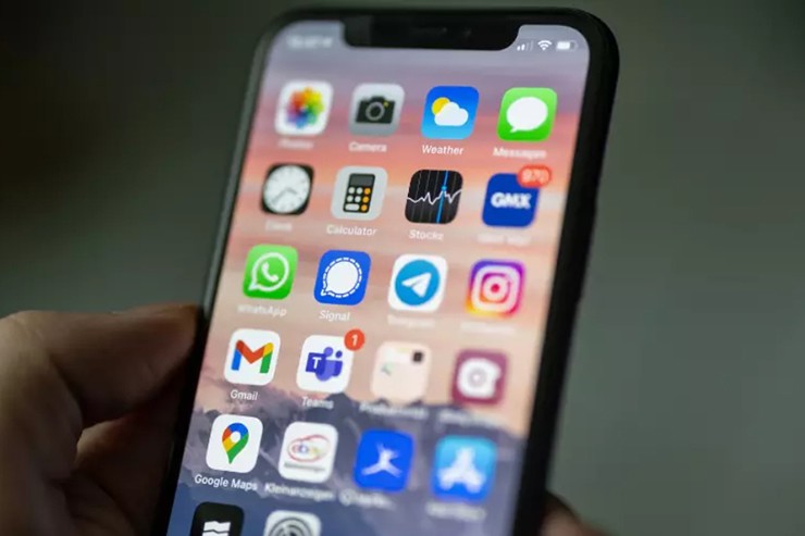 iPhone X đã bị Apple bỏ rơi liệu còn đáng mua? - 3