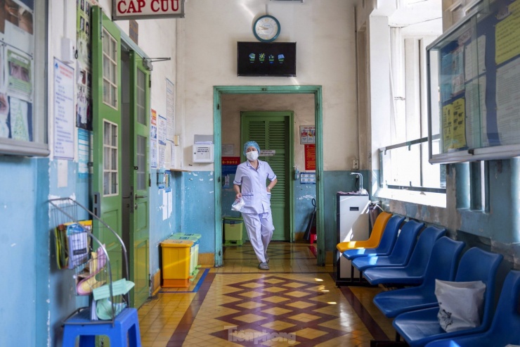 Cận cảnh bệnh viện 85 tuổi có kiến trúc Pháp vừa được xếp hạng di tích ở TPHCM - 9