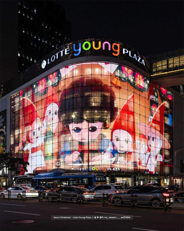 Không khí Giáng sinh ở Seoul: Phố lên đèn lung linh, Gen Z rủ nhau lên đồ check-in - 5