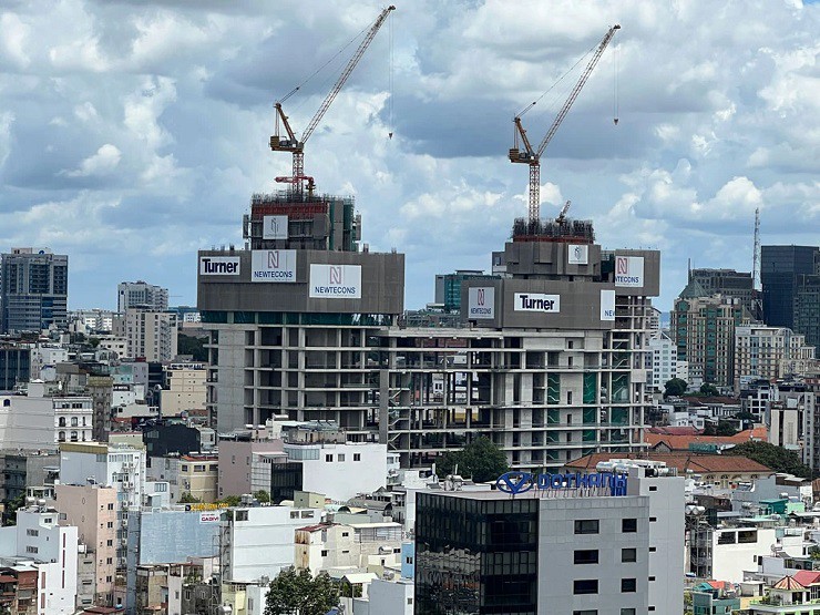 Loạt doanh nghiệp BĐS gặp khó: Nợ thuế hàng nghìn tỷ đồng, dừng hoạt động vì hết tiền - 1