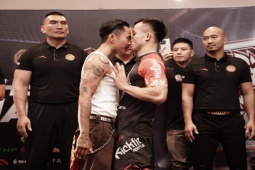  " Thánh cà khịa "  gây sốt MMA Việt, Văn Ý chạm mặt  " Quái kiệt "  Brazil