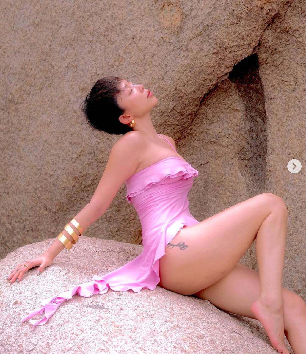 Hình xăm ở vị trí gợi cảm của mỹ nhân Việt: "Nữ thần màn ảnh" Lan Ngọc quyến rũ nhất - 8